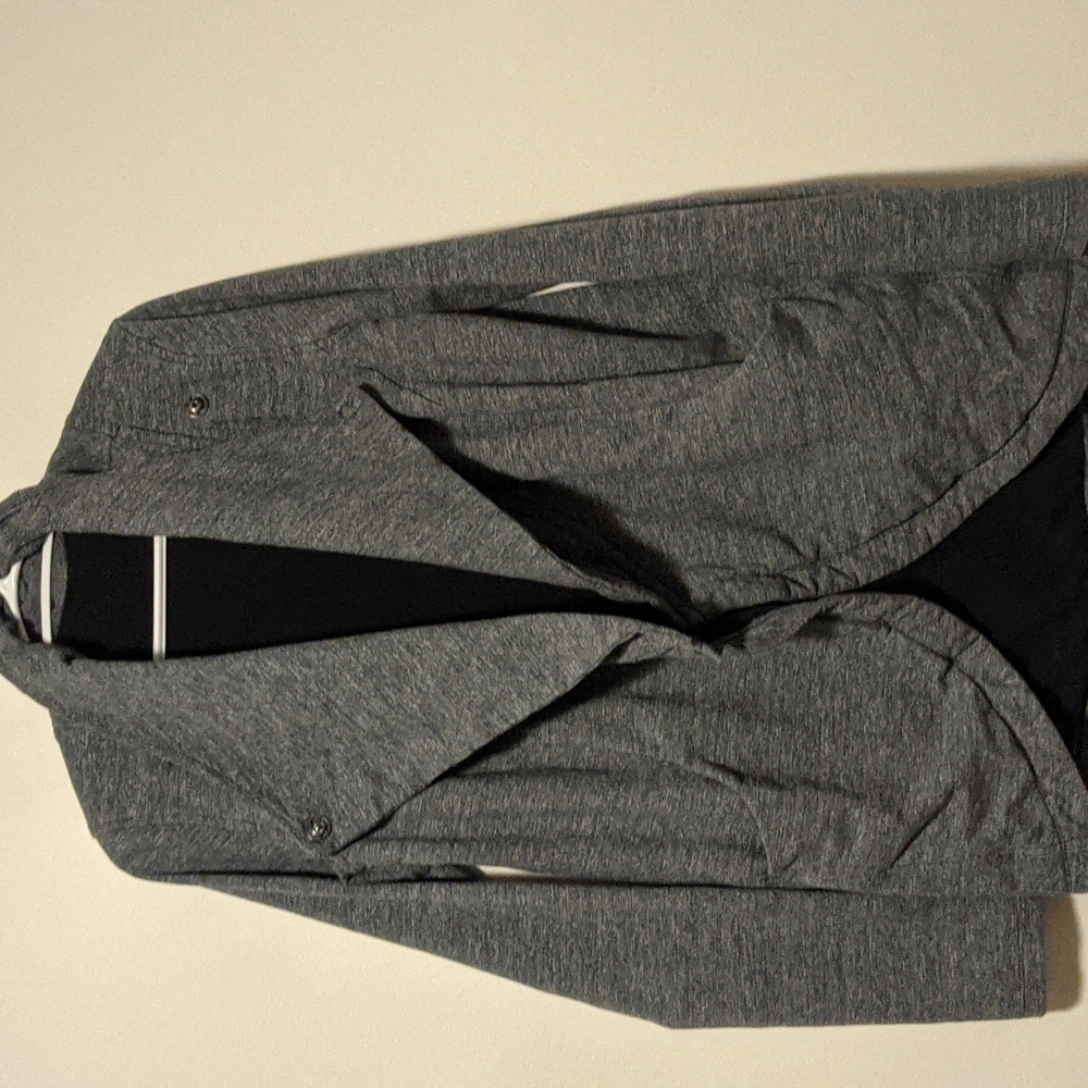 "That's a Wrap" lululemon sweater